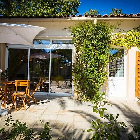 Apartment Pezenas Cottage: Terrace, Garden & Pools In Domaine Heart Alignan-du-Vent