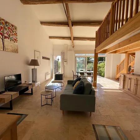 Pezenas Avec Terrasse Et Jardin 1 Et 1 Mezzanine Au Coeur D'un Domaine Avec 2 Piscines Alignan-du-Vent