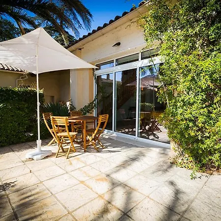 公寓 Pezenas Avec Terrasse Et Jardin 1 Et 1 Mezzanine Au Coeur D'un Domaine Avec 2 Piscines
