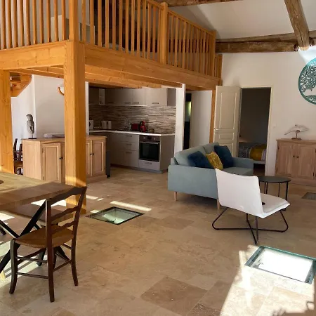 Pézenas Avec Terrasse Et Jardin 1 Et 1 Mezzanine Au Coeur D'un Domaine Avec 2 Piscines *