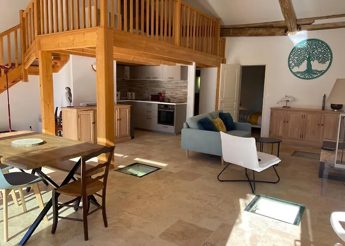 Pézenas Avec Terrasse Et Jardin 1 Et 1 Mezzanine Au Coeur D'un Domaine Avec 2 Piscines *